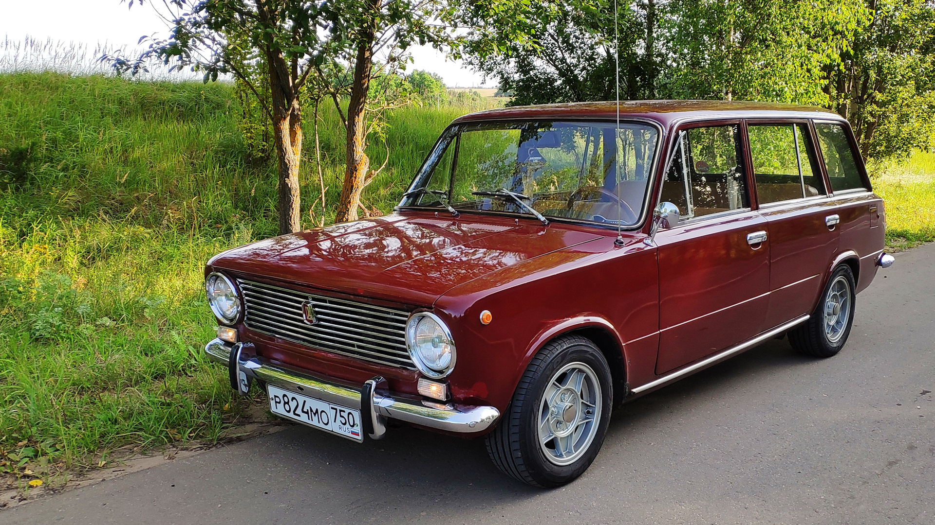 Жигули 2. Лада 2102. ВАЗ-2102 «Жигули». ВАЗ 2101 И 2102. Lada 2102 Жигули.