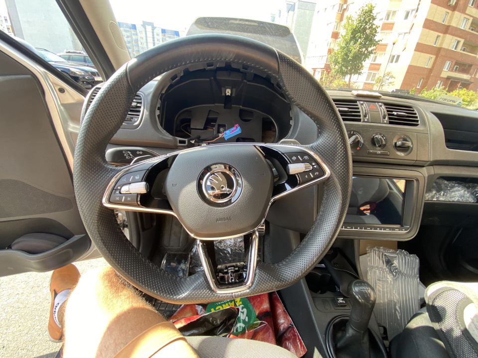 Руль от octavia 4 — Skoda Fabia Mk2, 1,2 л, 2011 года | стайлинг | DRIVE2