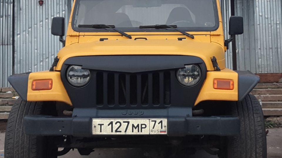 Jeep Wrangler Zhyoltyj Traktorok Drive2