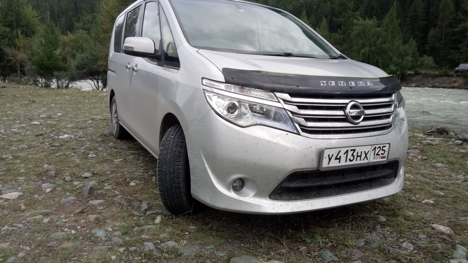 Nissan Serena c26 Rider