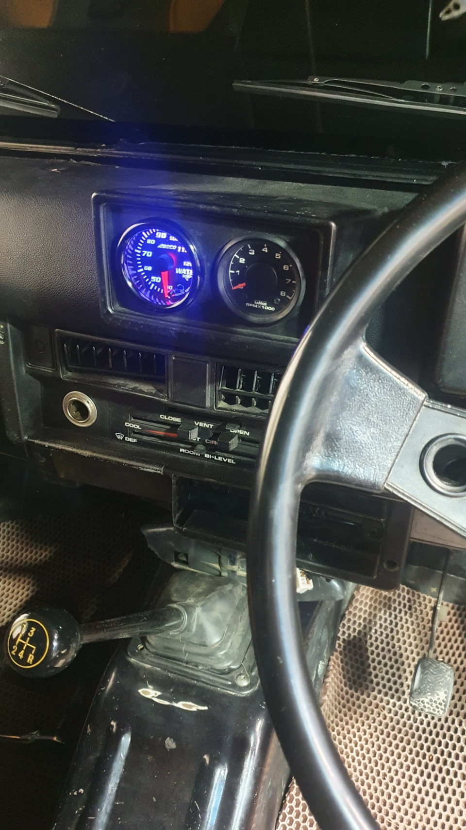 Установка тахометра и датчика температуры — Suzuki Jimny, 1 л, 1984