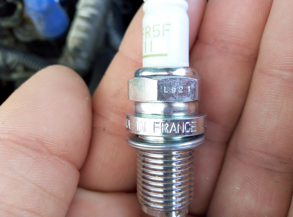 Маде ин Франц конечно. Ну и ладно, у них говорят оборудование новее. — Hyundai Accent (2G)