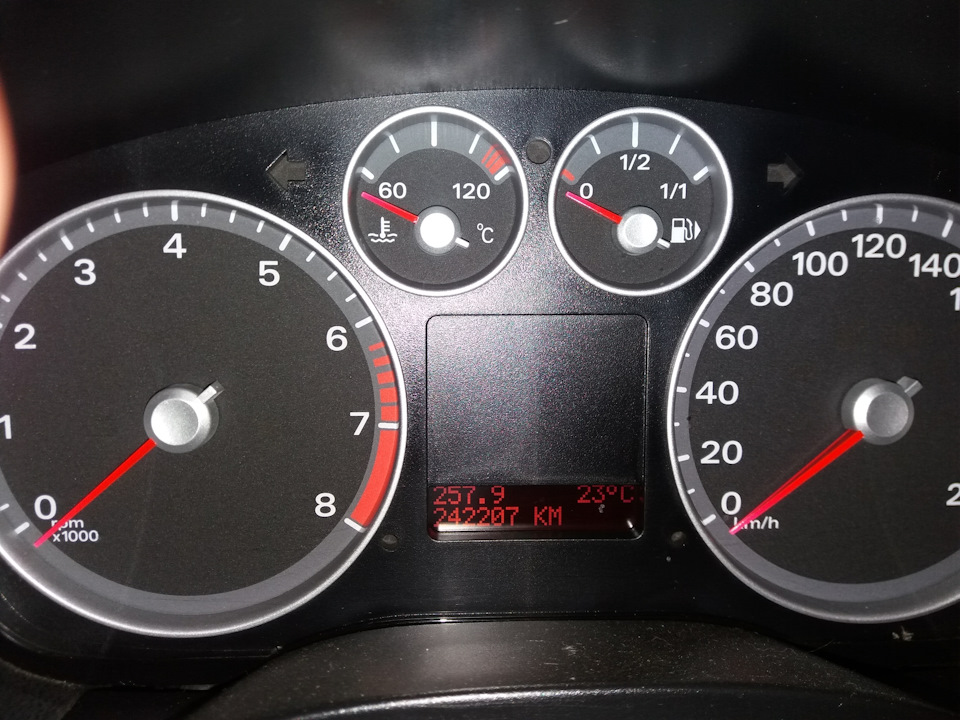 Стартер. Бендикс. КЗ при зажигании — Ford Focus II Hatchback, 1,6 л ...