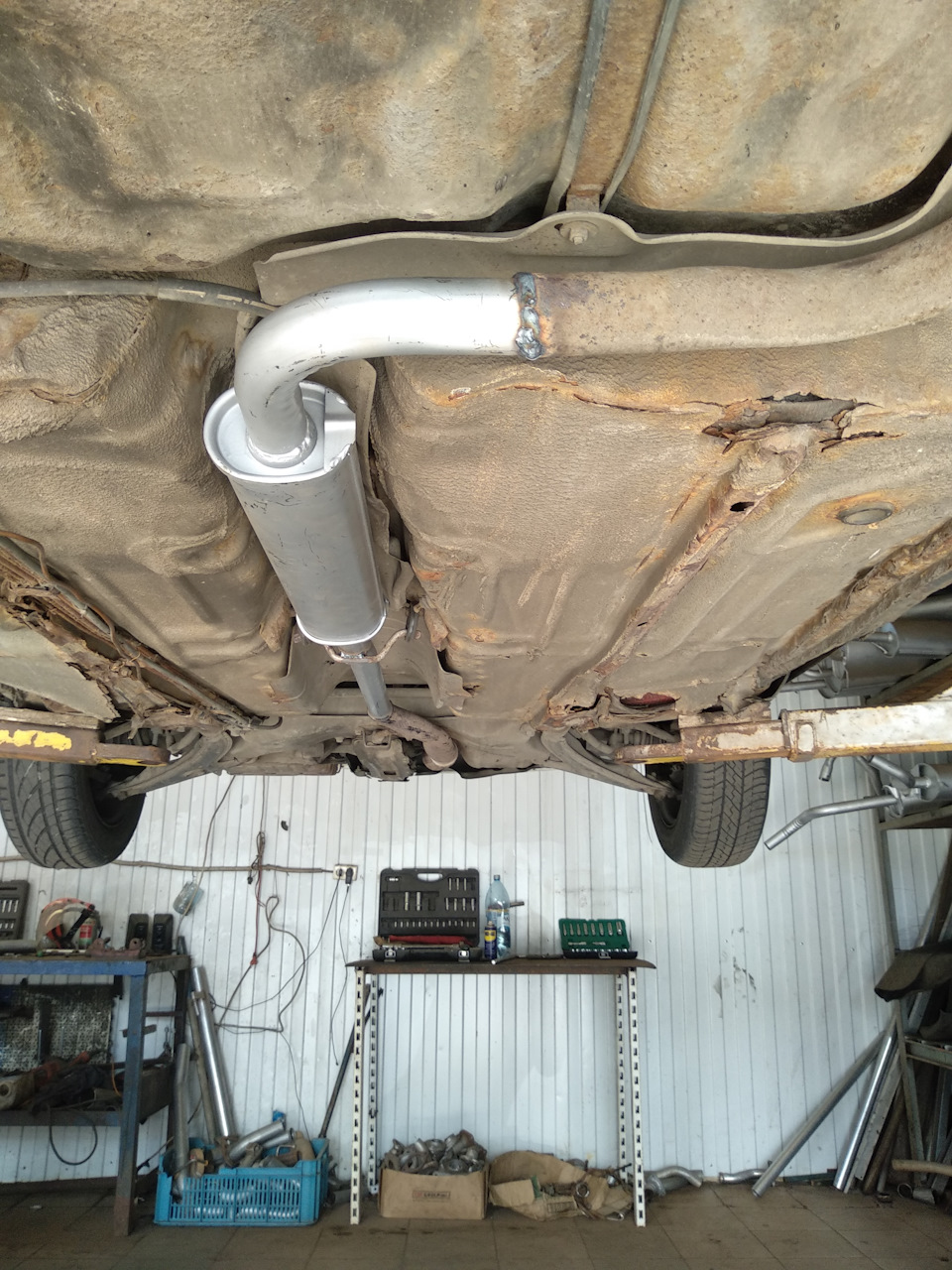 Сечет глушитель? Не беда — Toyota Carina (5G), 1,6 л, 1991 года | визит ...