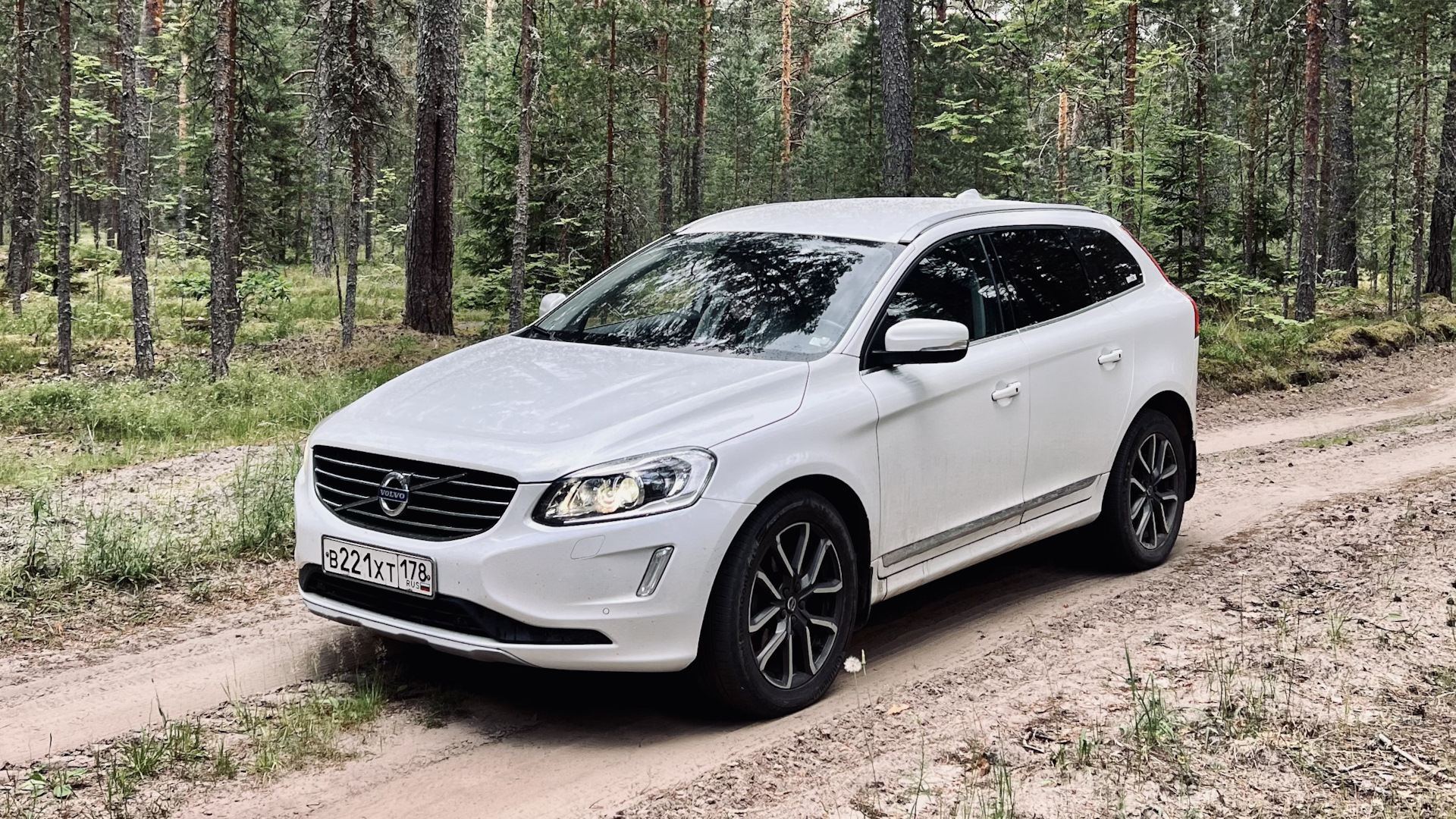 Volvo XC60 (1G) 2.4 дизельный 2015 | 16 МГ на DRIVE2