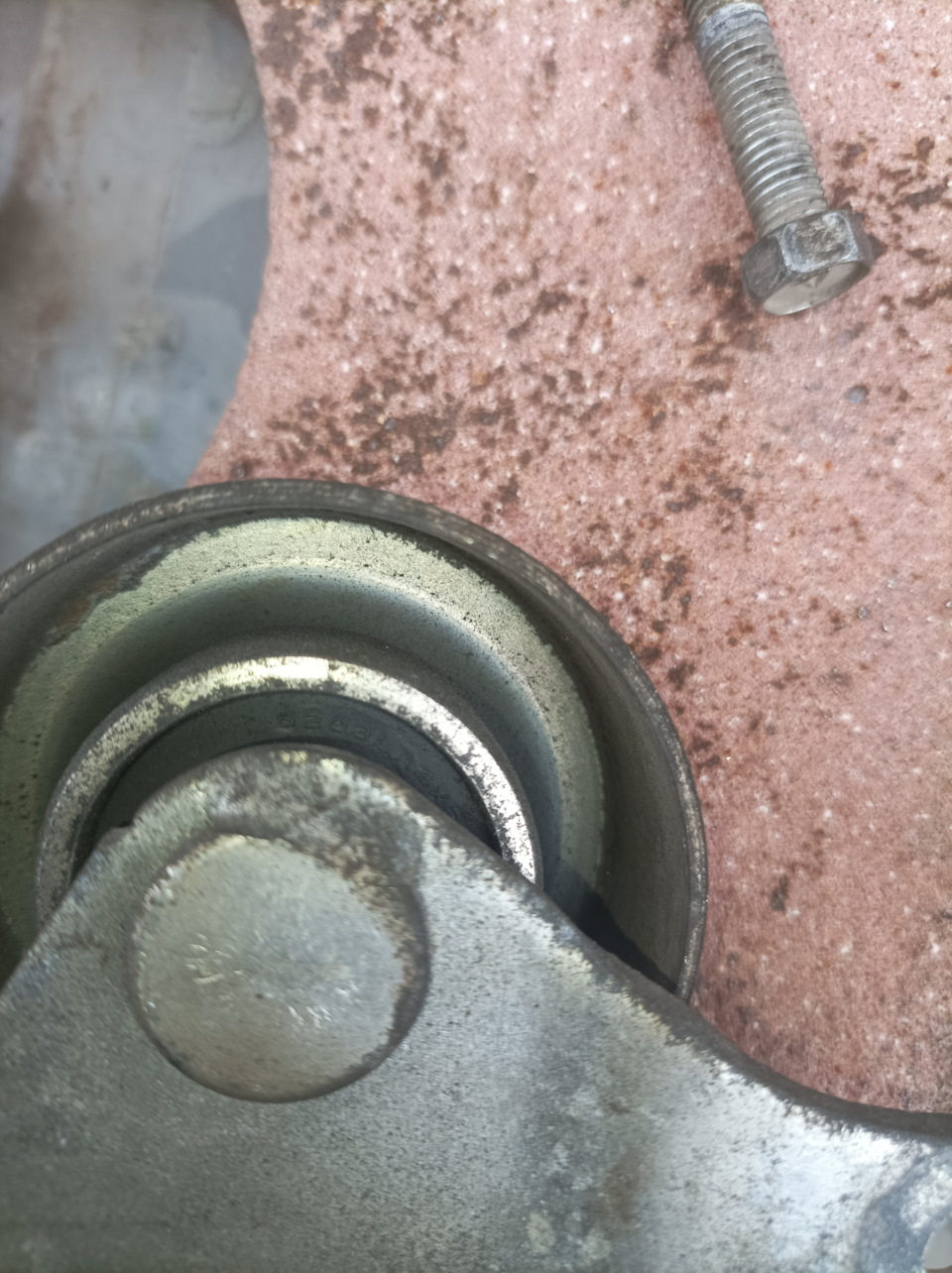 Засвистел подшипник натяжного ролика . — Nissan Moco III, 0,7 л, 2013 ...