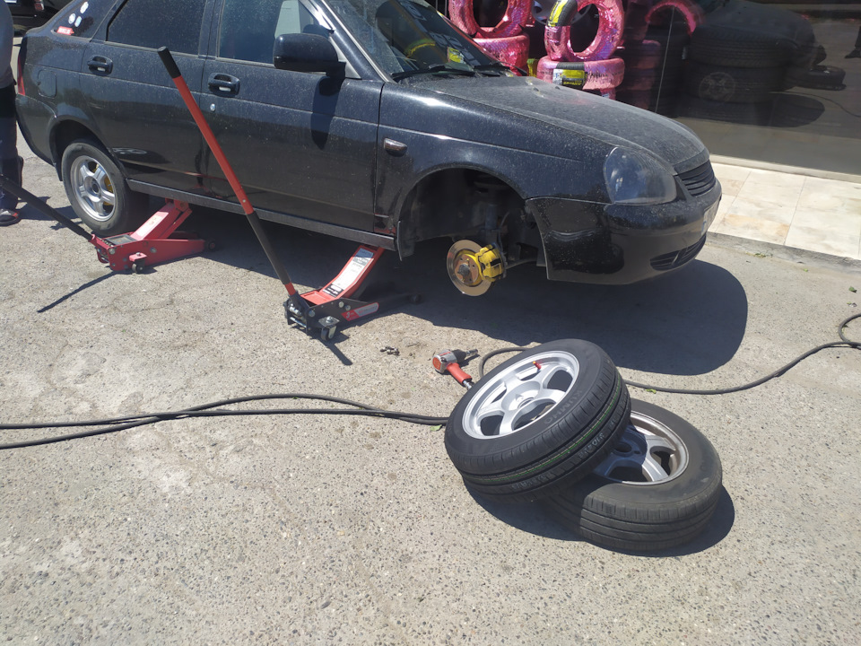 Фото в бортжурнале Lada Приора хэтчбек