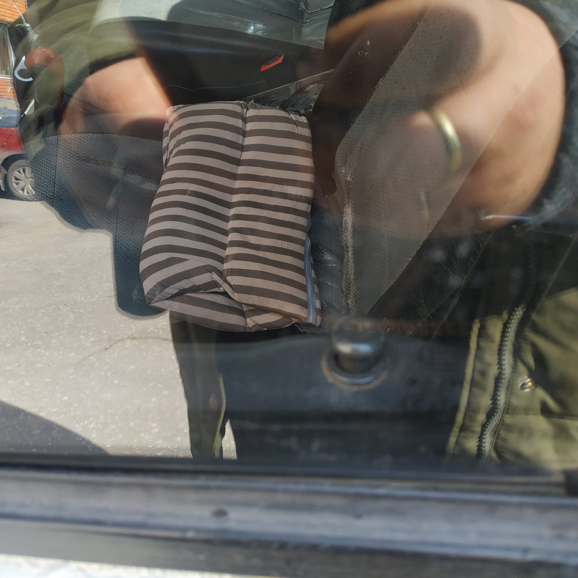 #5 ключ в замке! Чуть не попал… — Lada 21102, 1,5 л, 2004 года | просто ...