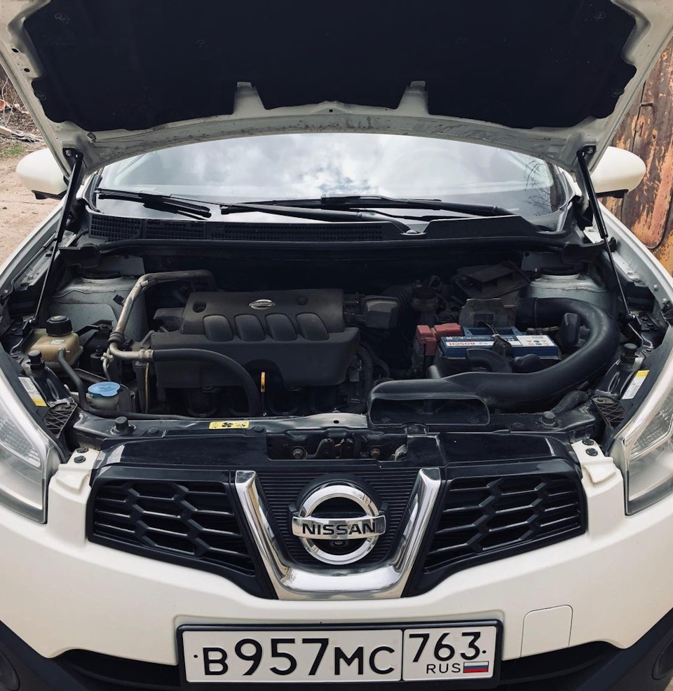 Газовые упоры под капот — Nissan Qashqai (1G), 2 л, 2012 года ...