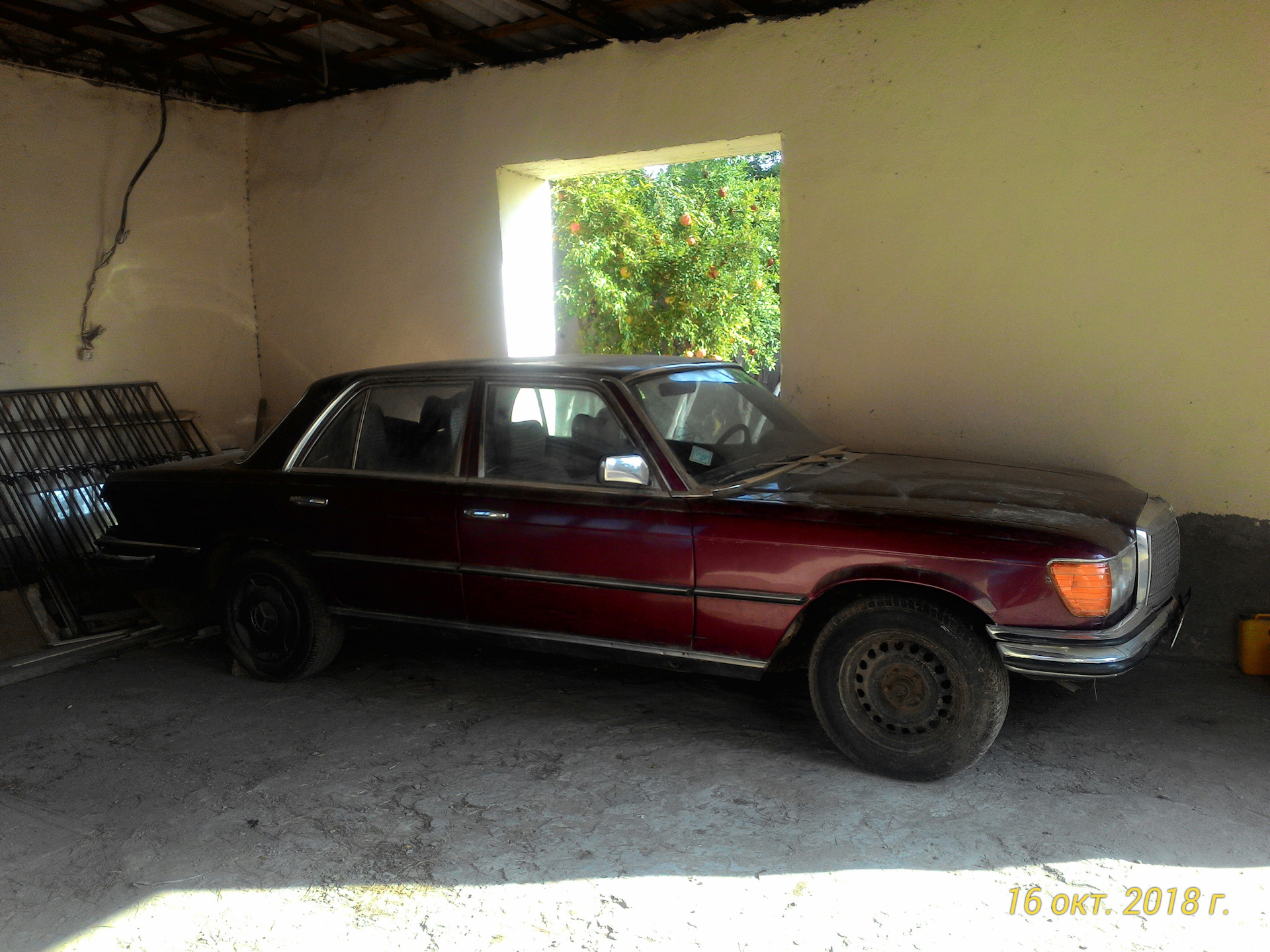  Mercedes Benz S Class W116 2 8 1978 
