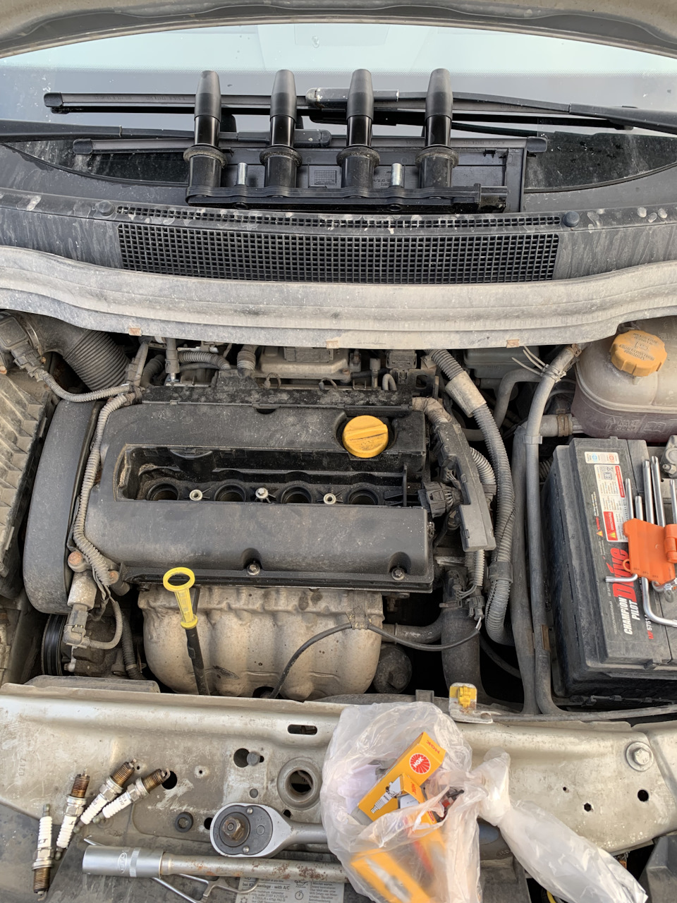 Мелочи — Opel Zafira B, 1,8 л, 2007 года | просто так | DRIVE2