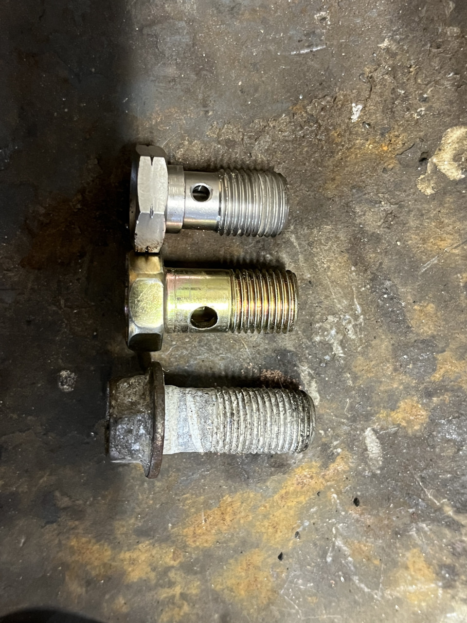 Армированные тормозные шланги на Рено Каптюр — Renault Kaptur (2016), 2 ...