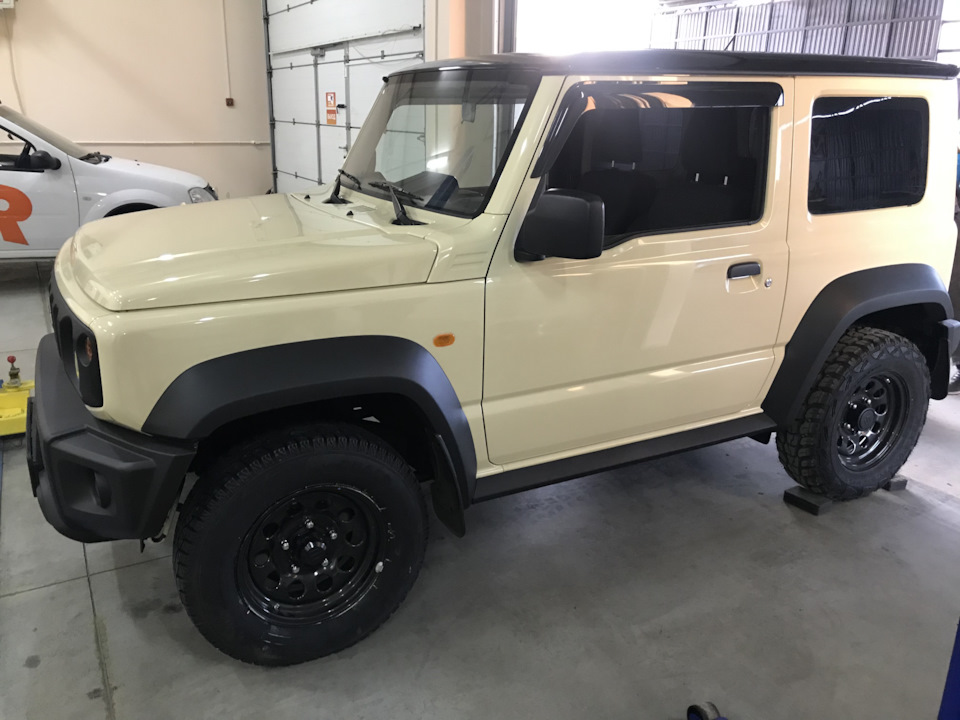 Зимние шины сузуки джимни. Suzuki jimny на низкопрофиле. Suzuki jimny на низкопрофиле. Зимние шины сузуки джимни. Зимние шины сузуки джимни.