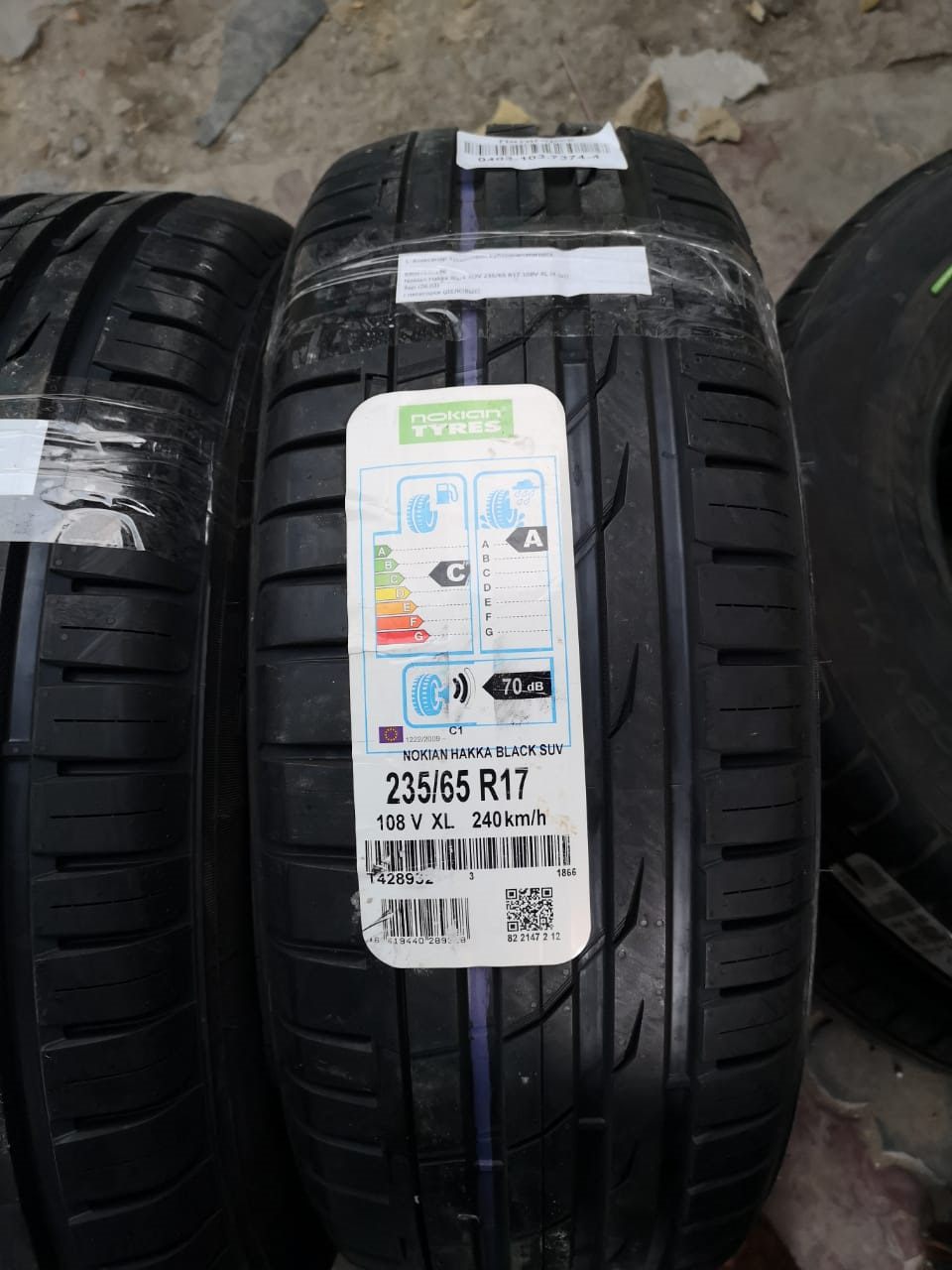 Nokian tyres 235 45 r17