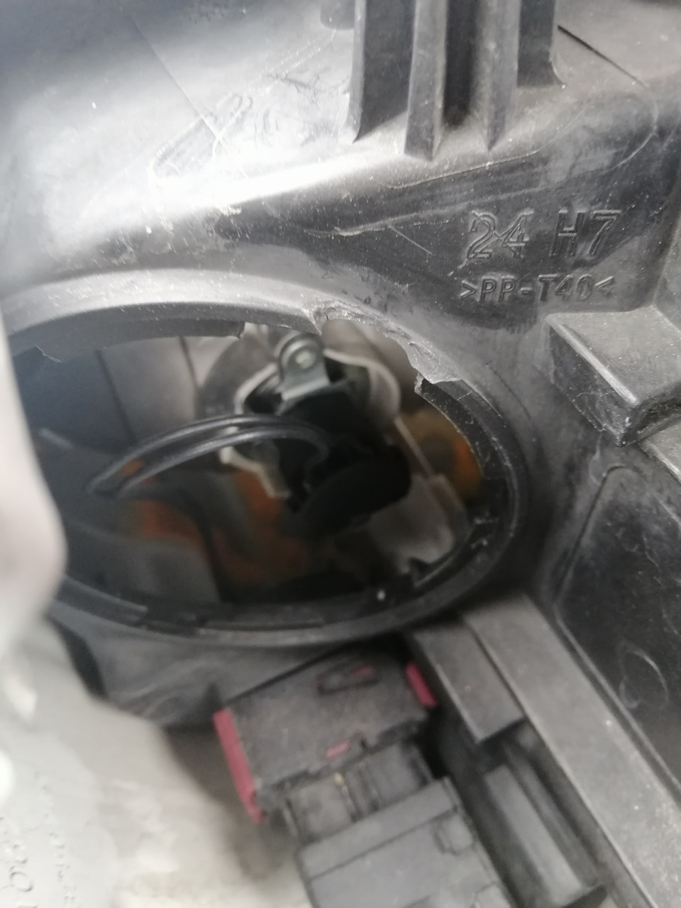 Запотевает фара — Opel Astra J, 1,7 л, 2012 года | поломка | DRIVE2