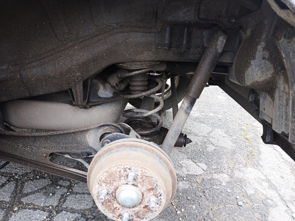 замена задних амортизатров — Suzuki Wagon R (1G), 0,7 л, 2014 года ...