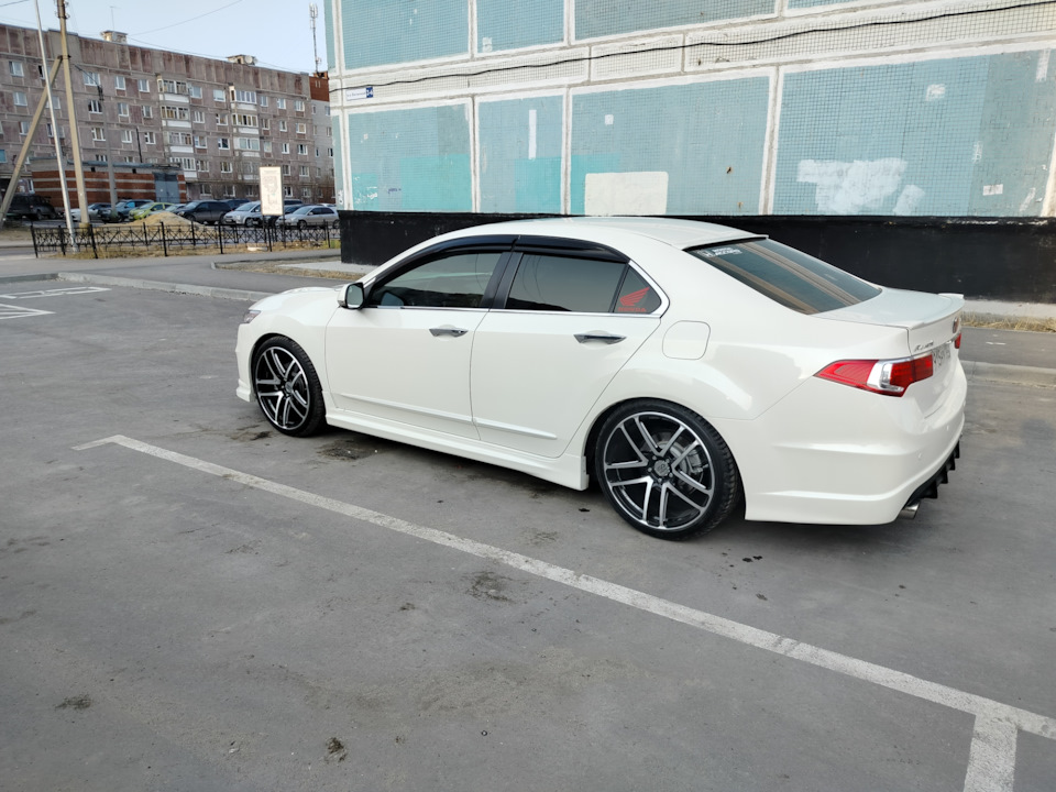Фото в бортжурнале Honda Accord (8G)