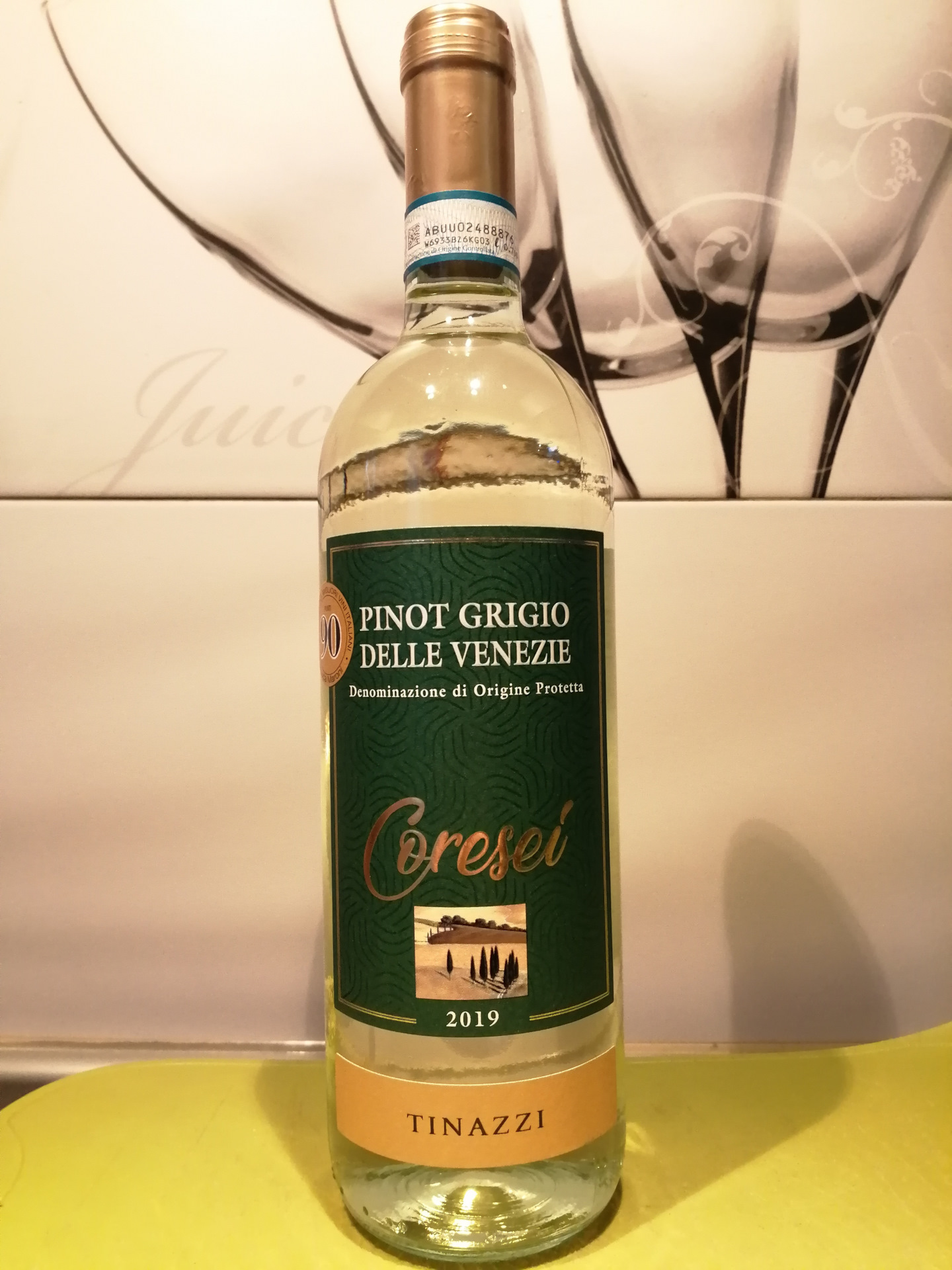 Вино pinot grigio delle. Вино Пино Гриджио delle Venezie. Пино Гриджио Тинацци. Вино Пино Гриджио Tinazzi. Вино белое Пино Гриджио Tinazzi.