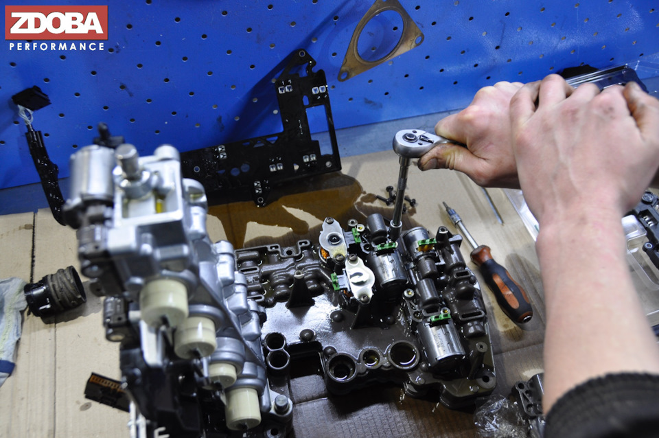 Audi A5 8T 2.0 TFSI 211 HP (CAEB, CDNC) Замена ремкомплекта мехатроника ...