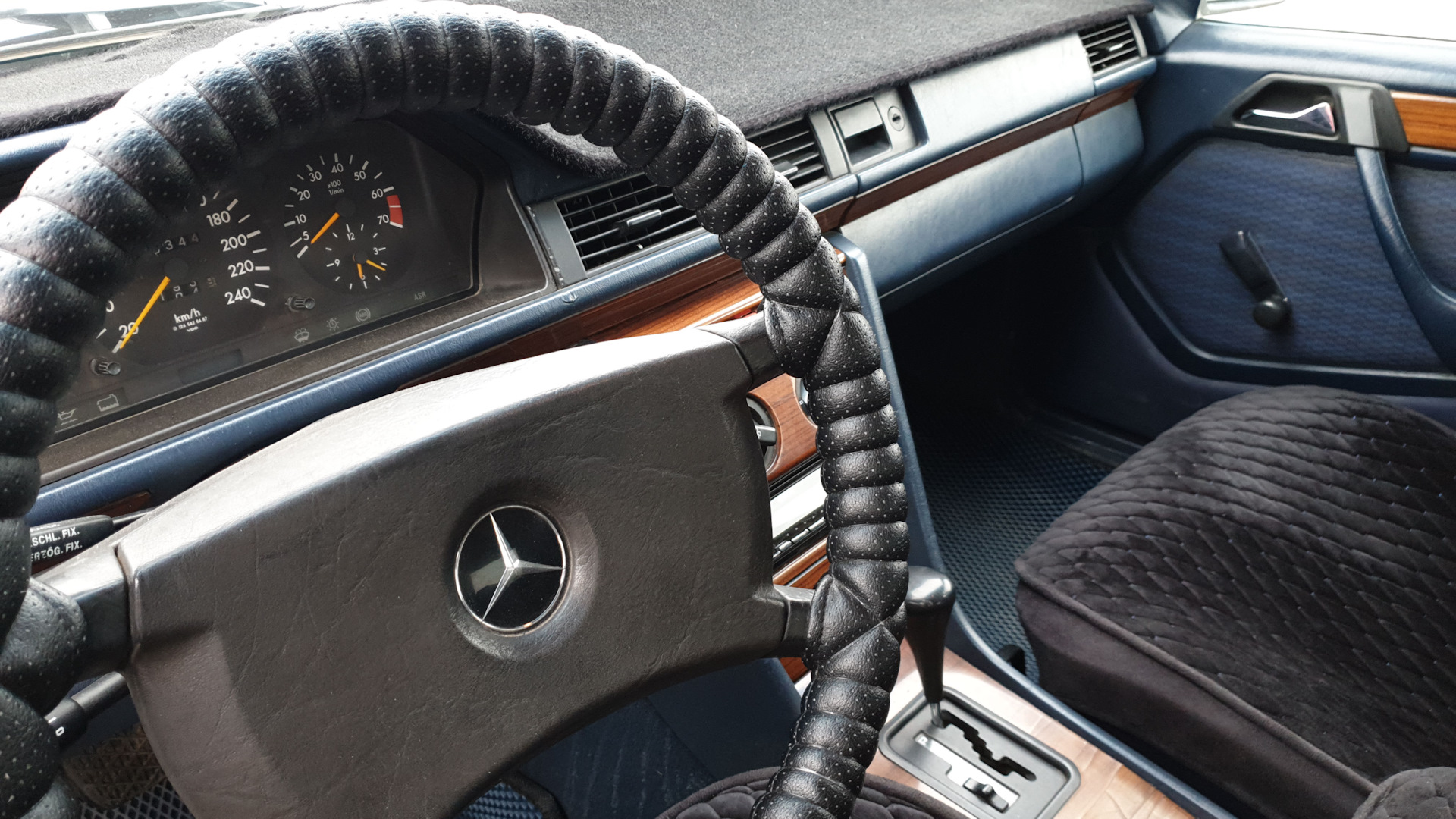 Mercedes-Benz E-class (W124) 2.6 бензиновый 1989 | на DRIVE2