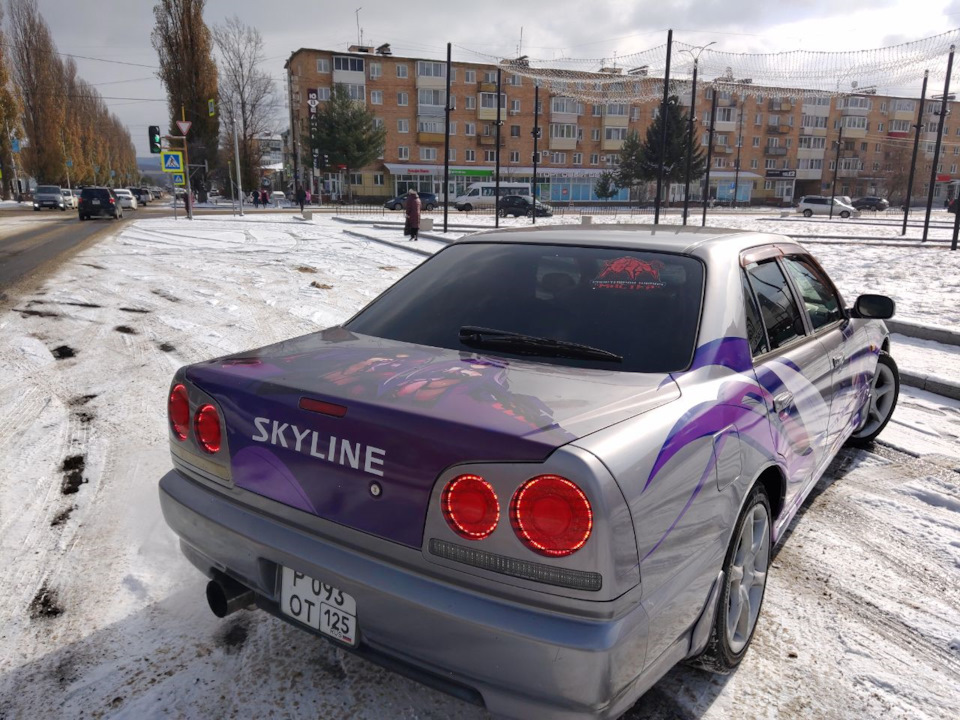 Skyline r34 наклейки