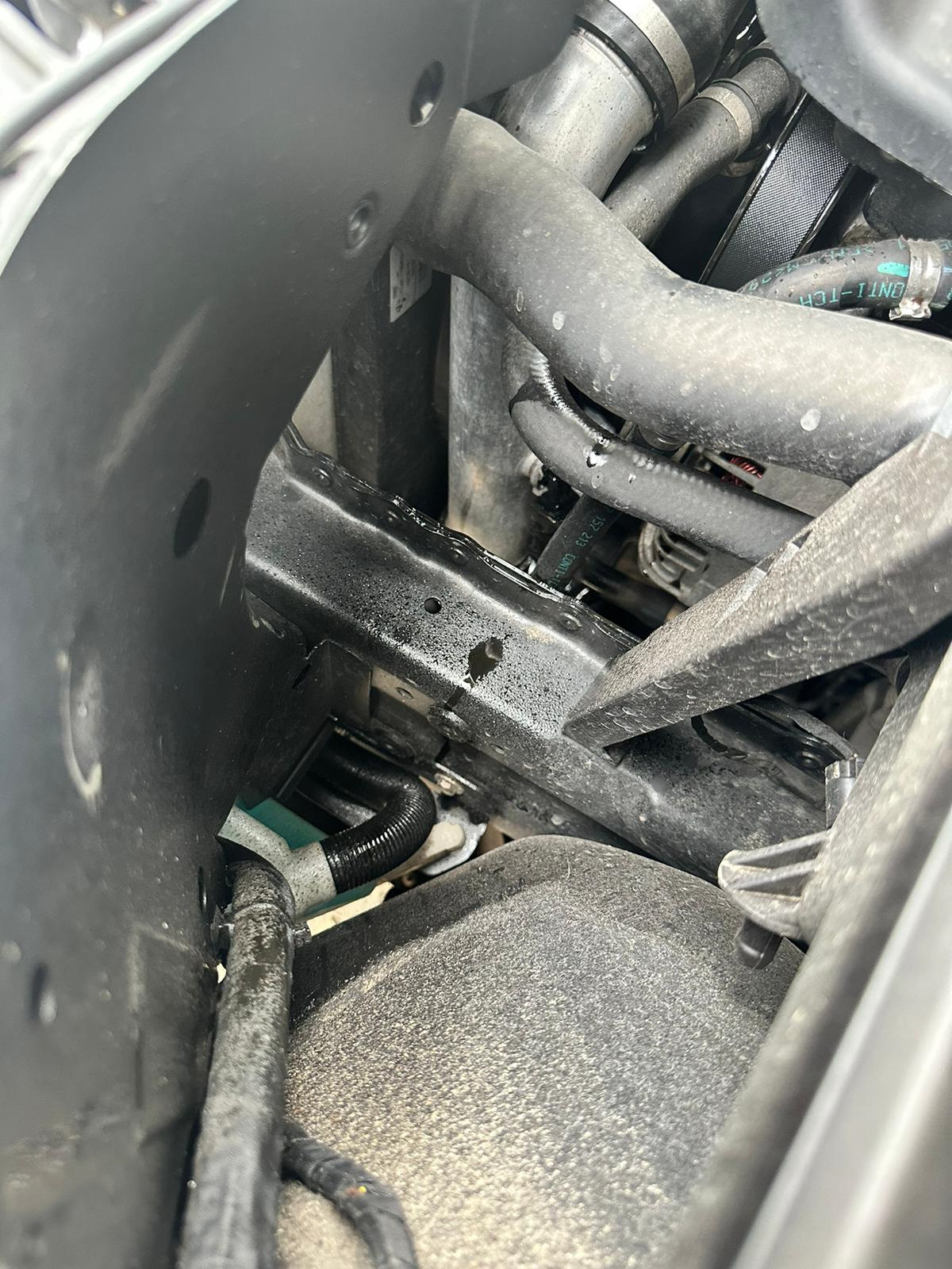 ️Помпа + антифриз +снова в дорогу 😃 — BMW 5 series (E60), 2,5 л, 2005 ...