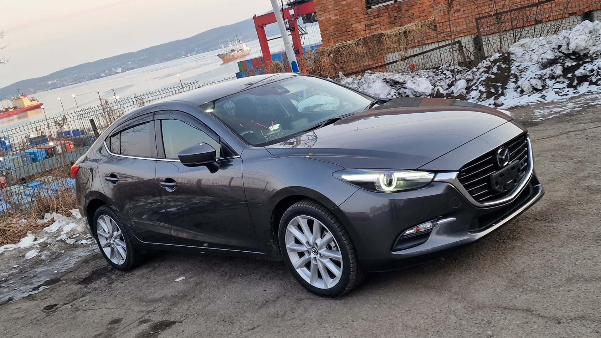 Mazda Axela (3G) 1.5 бензиновый 2017 | Machine Gray на DRIVE2