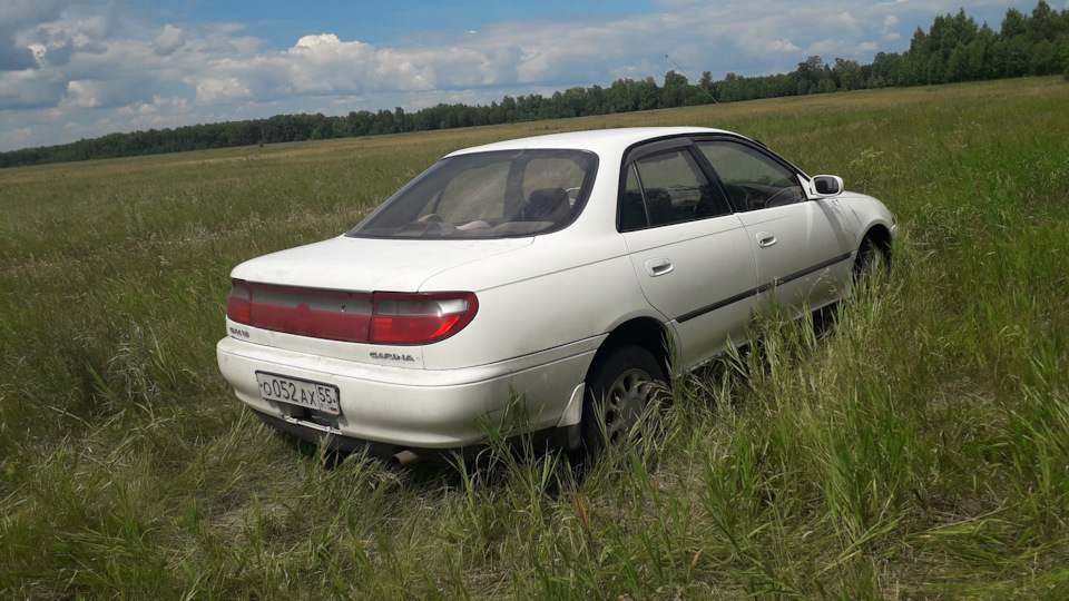 Toyota Carina 1 8