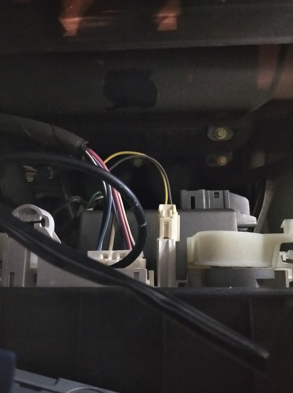 18. Отключение автовключения кондиционера при обдуве стекла — Pontiac ...