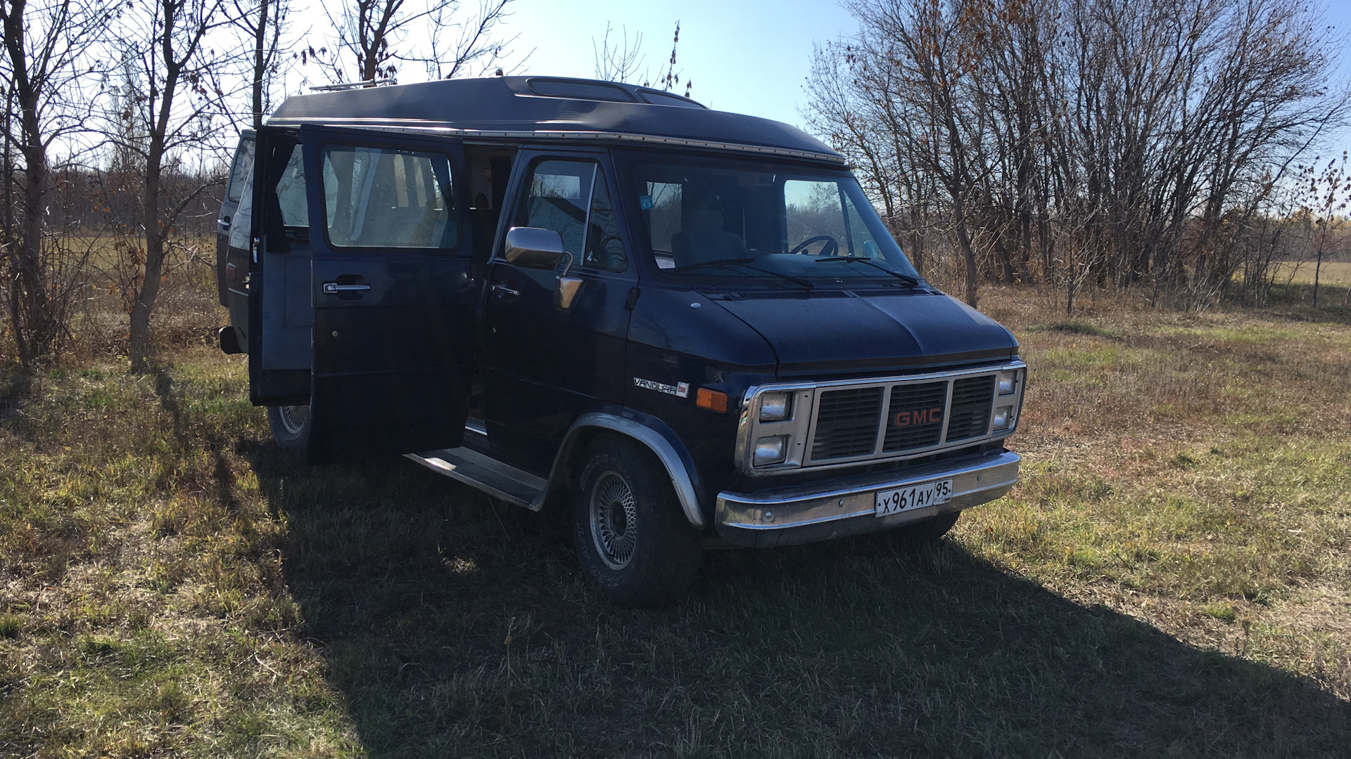 GMC Vandura 5.7 бензиновый 1988 | АМЕРИКАНСКАЯ ЛЕГЕНДА на DRIVE2