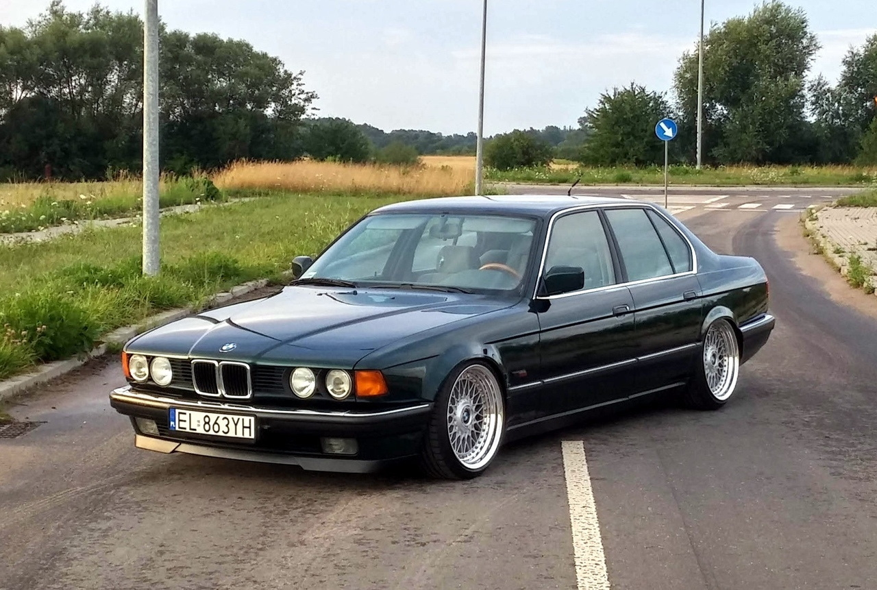 Bmw e32 long отличия