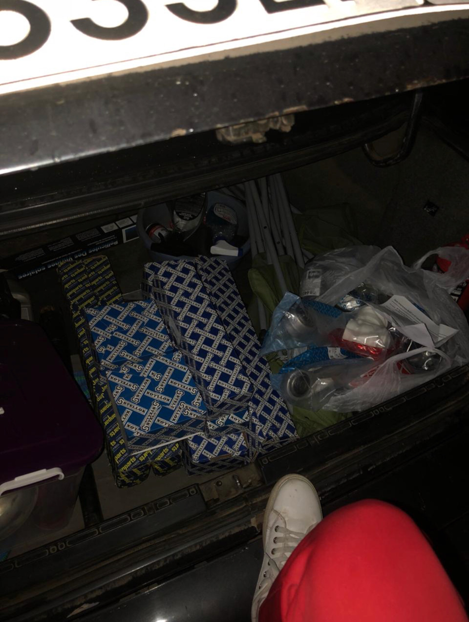 РЕГУЛИРОВКА СИЛЬНО ПРОВИСШЕЙ ДВЕРИ AUDI A6 C5 СНЯТИЕ ДВЕРИ — Audi A6 ...