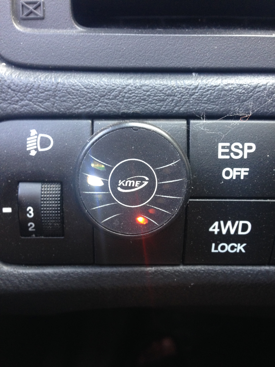 Кнопка 4wd lock hyundai tucson. 4wd lock что это. Кнопка 2wd/4wd/lock. Комплект полного привода mitsubishi lancer x. 4wd lock что это.