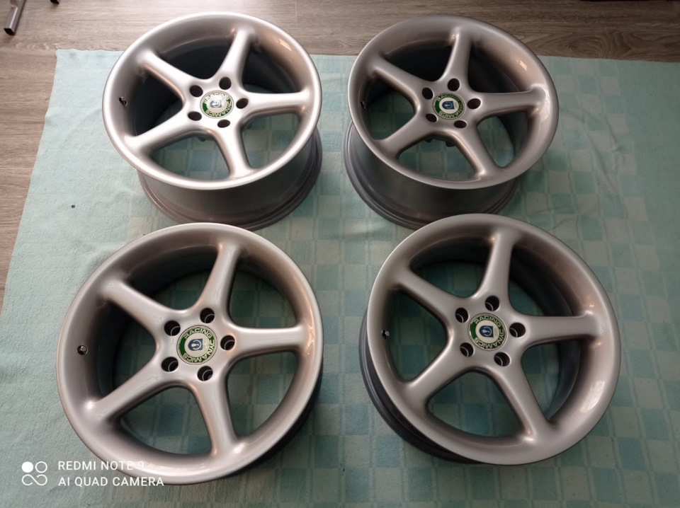 Литые диски Racing Dynamic RD l 8,5Jx18 ET18 5x120 на BMW 5 series (E28 ...