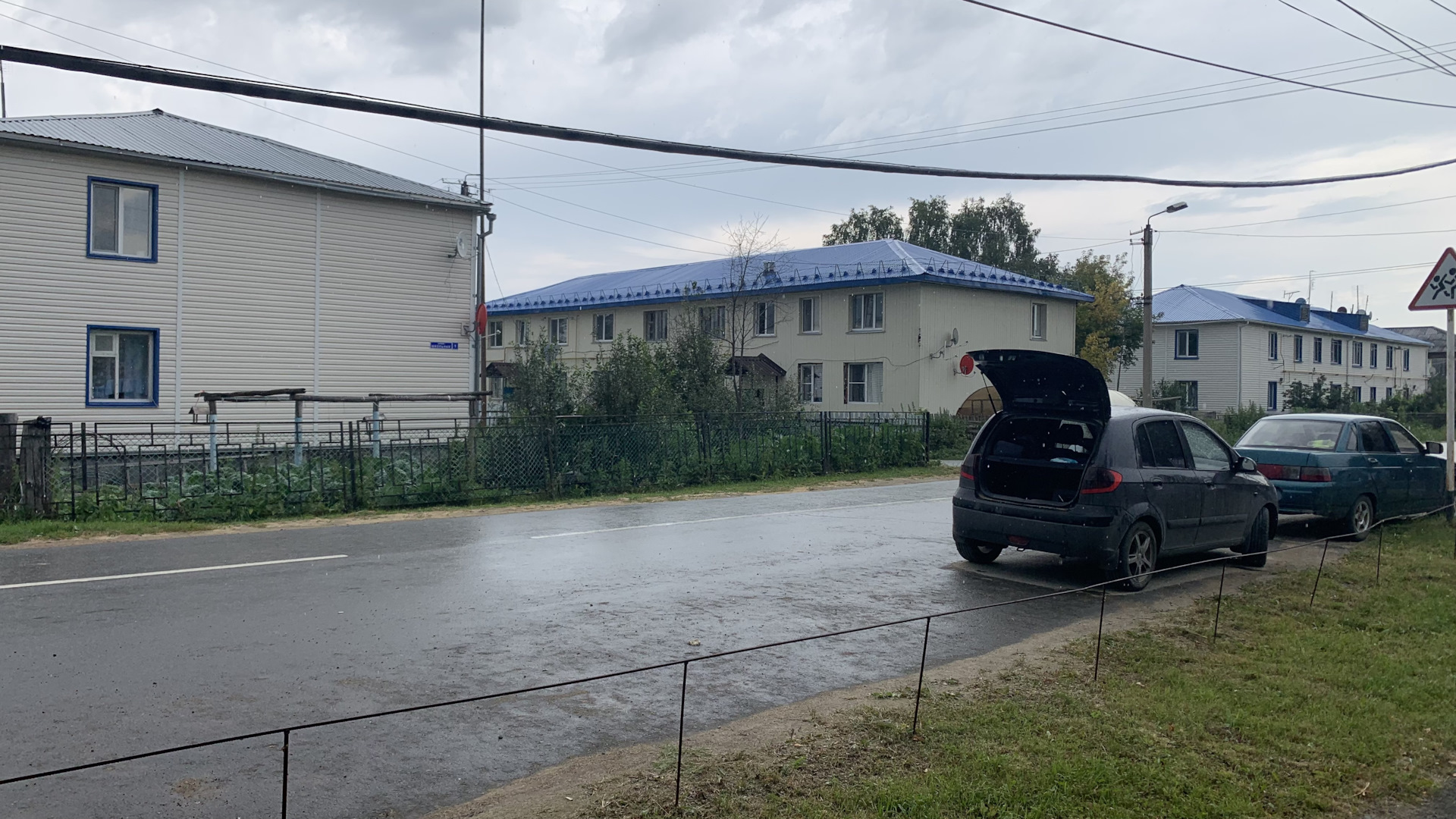 Установил свои диски с рио на гетц R15 резина новая 195/50/15 ...