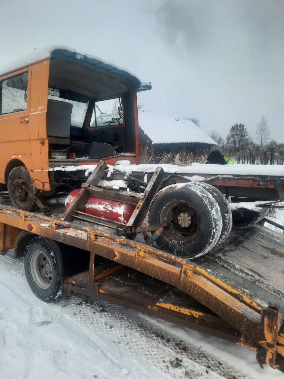 Срезал будку едем в бокс — Volkswagen LT (1G), 2,4 л, 1989 года | кузовной  ремонт | DRIVE2