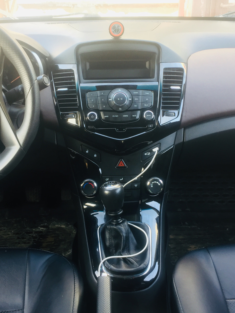 Покраска пластика салона — Chevrolet Cruze (1G), 1,6 л, 2011 года ...