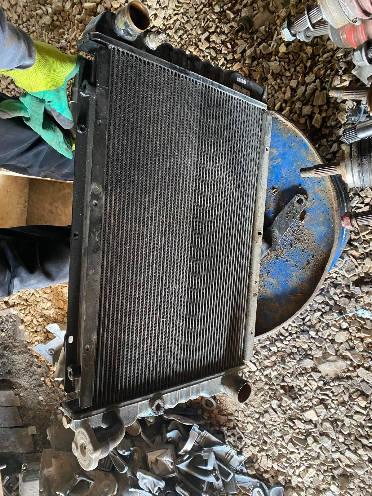 Замена радиатора охлаждения — ГАЗ 3102, 2,5 л, 1999 года | поломка | DRIVE2