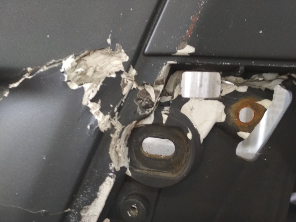 Ремонт капотов американских грузовиков, 8 921 426 37 02 ремонт бамперов ...