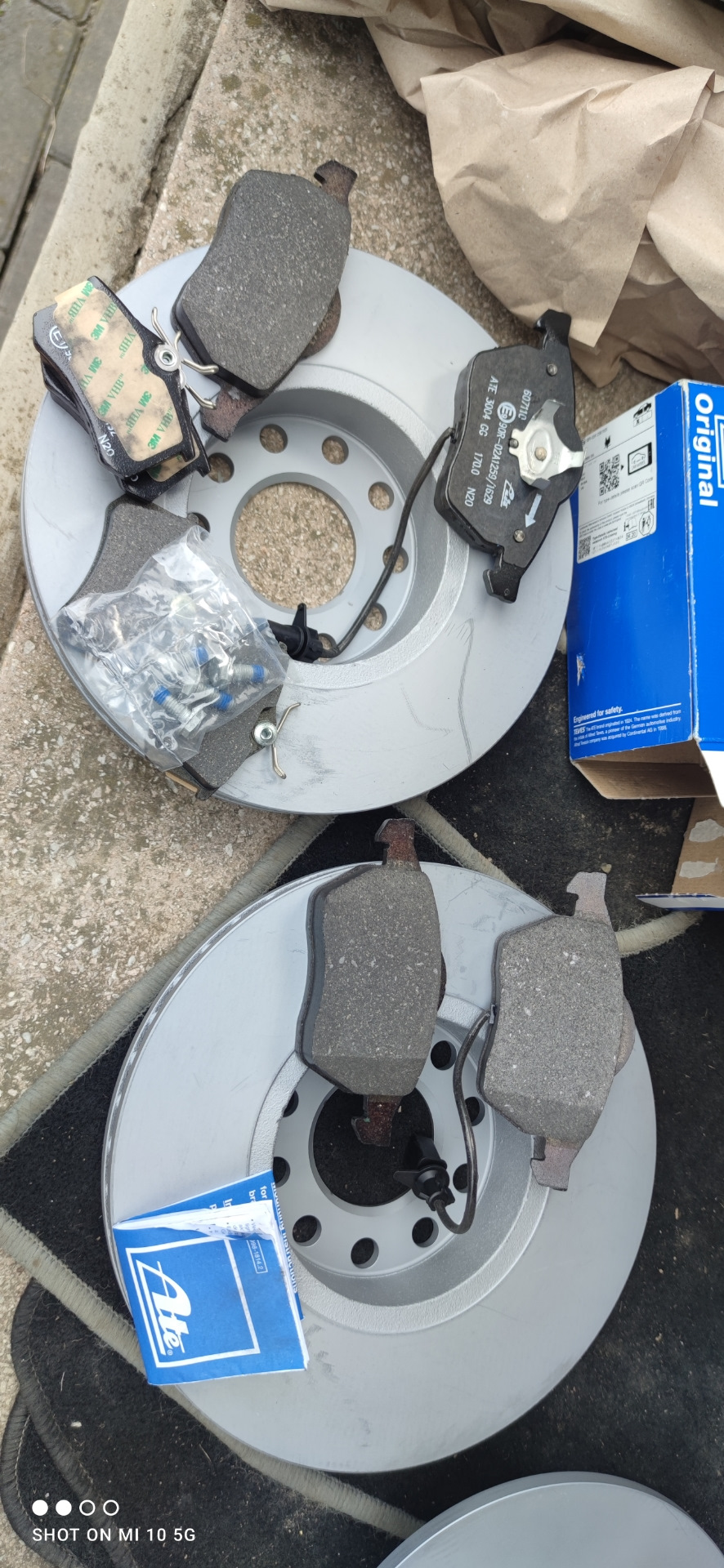 Все новое с Европпы — Volkswagen Passat Variant (B5). Запчасти на фото: 607110