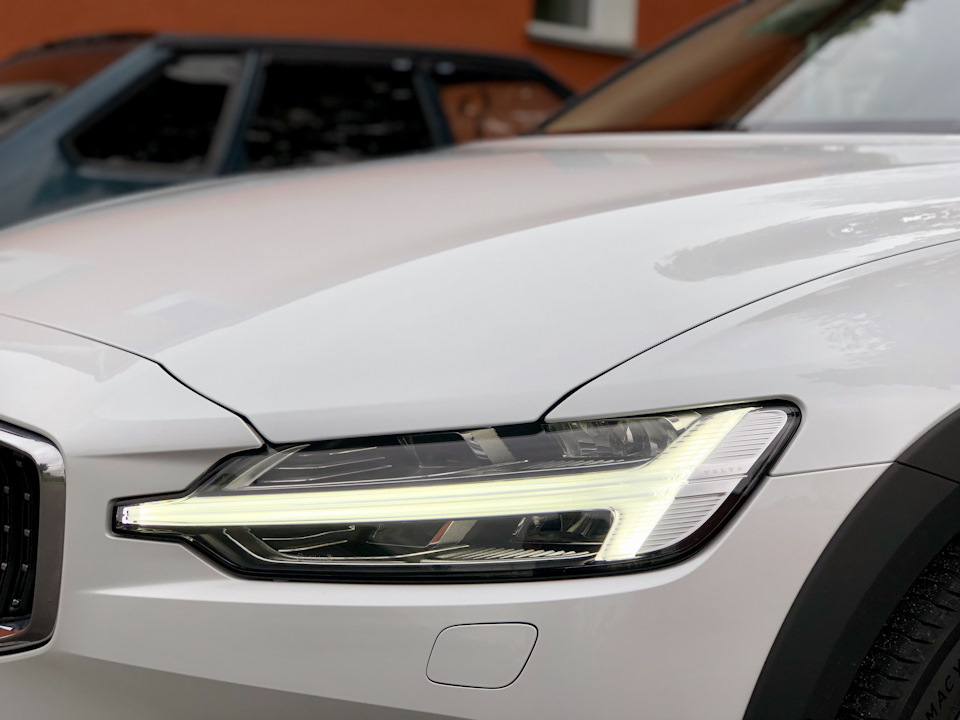 Авто плюс volvo v60