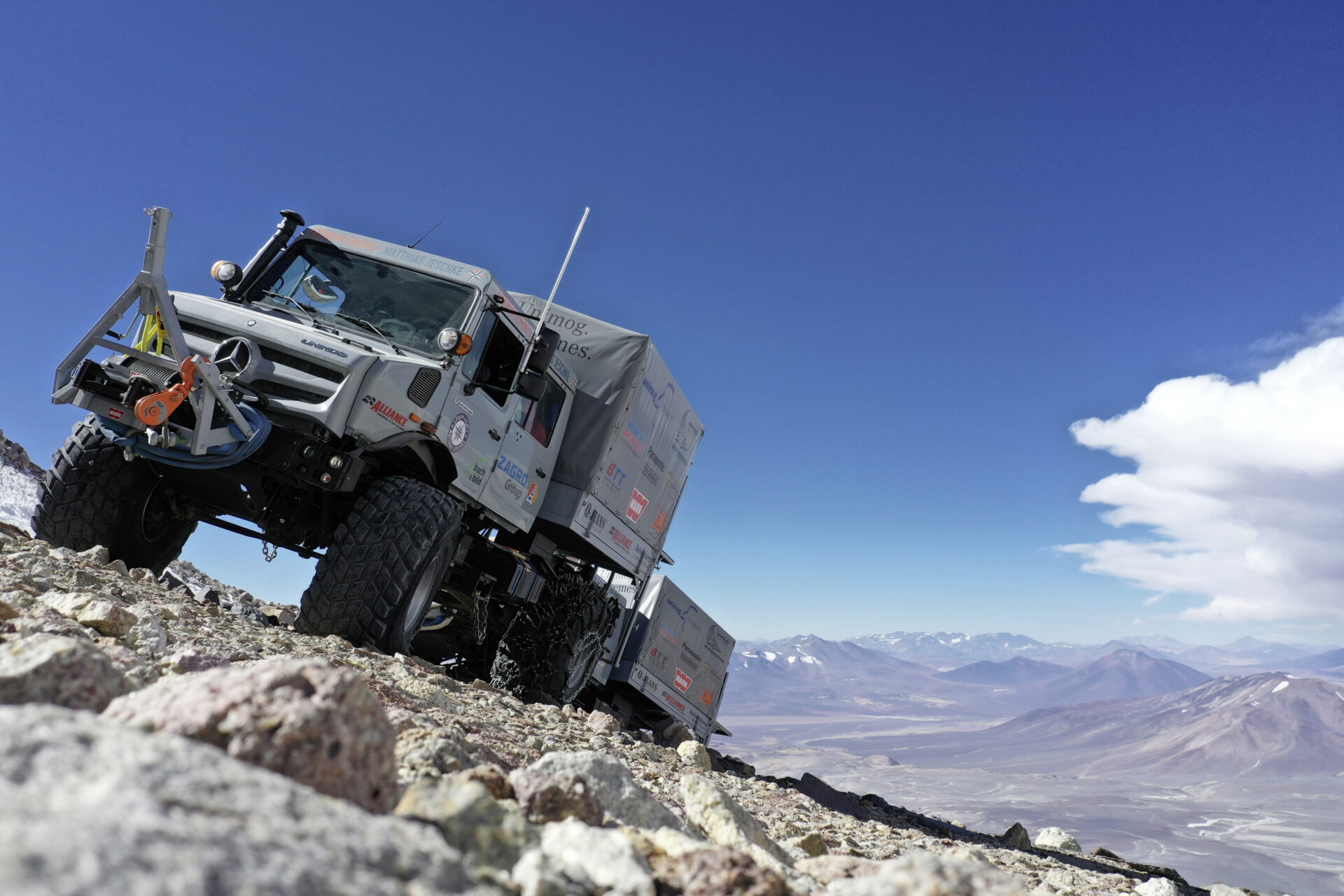 Mercedes Benz Unimog u5023