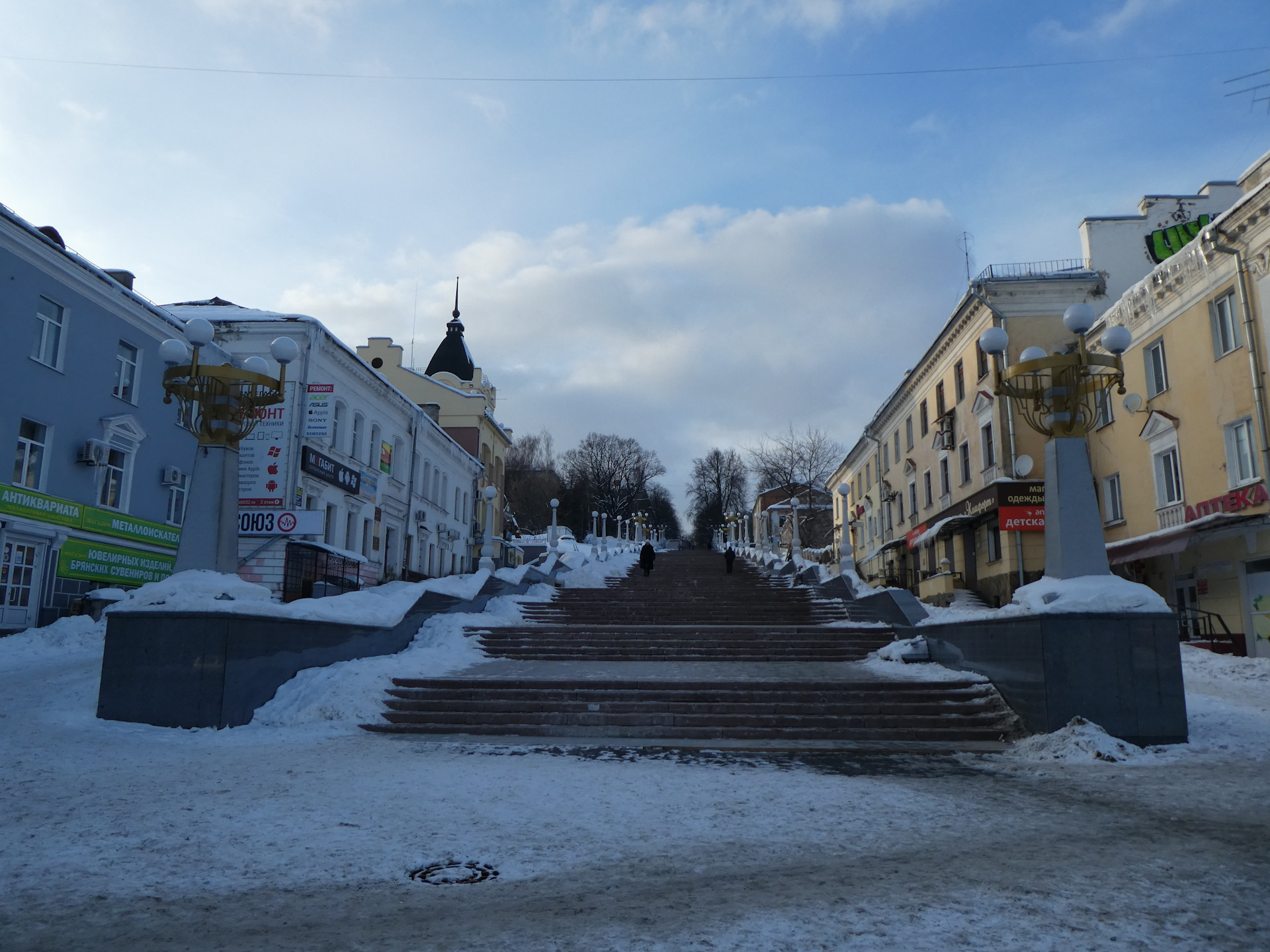 Бульвар гагарина брянск фото