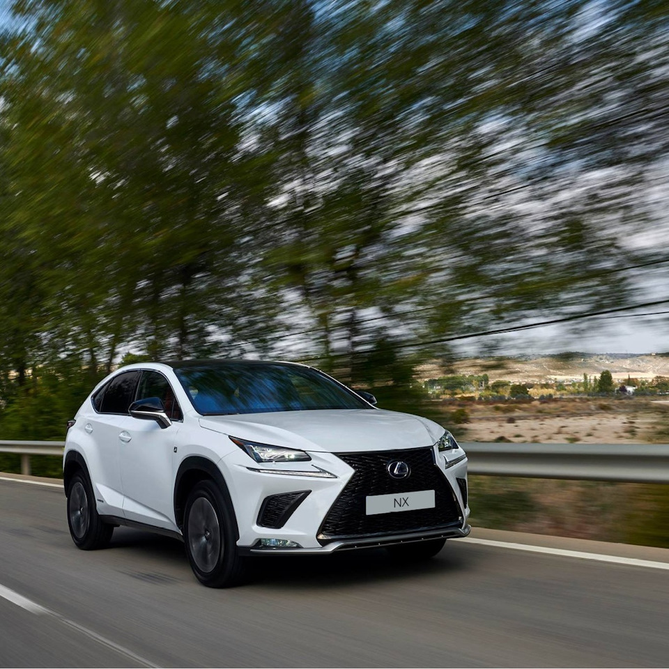 Lexus кроссовер NX