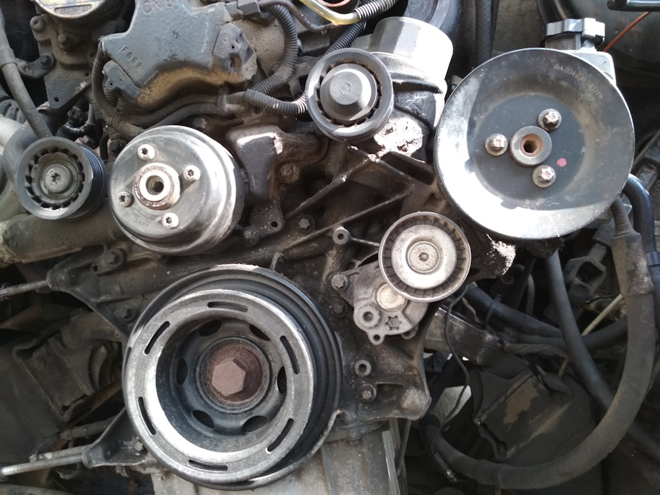 замена помпы спринтер. 2 дизель. замена помпы спринтер. замена помпы спринтер. замена помпы спринтер.