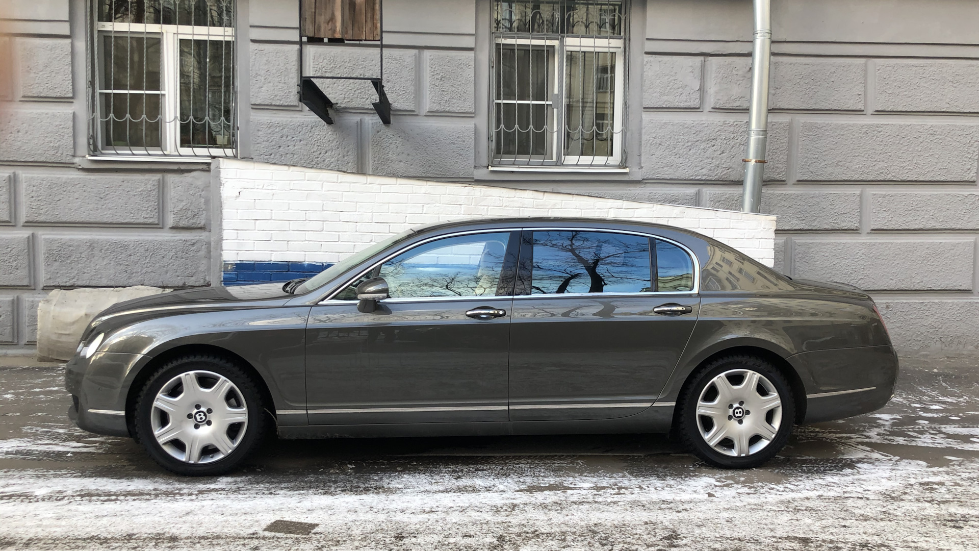 Bentley Continental Flying Spur 6.0 бензиновый 2008 | «Старые деньги» на  DRIVE2