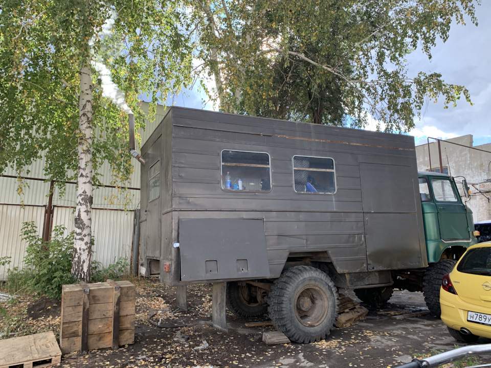 Ep 09. 🔥 Дровяная печь в кунг. Замена дымохода. — IFA W50, 6,5 л, 1989 ...