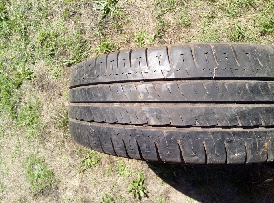 Шины летние Michelin 225/65 R16 на Lada 2123, Renault Master (3G), Ford ...