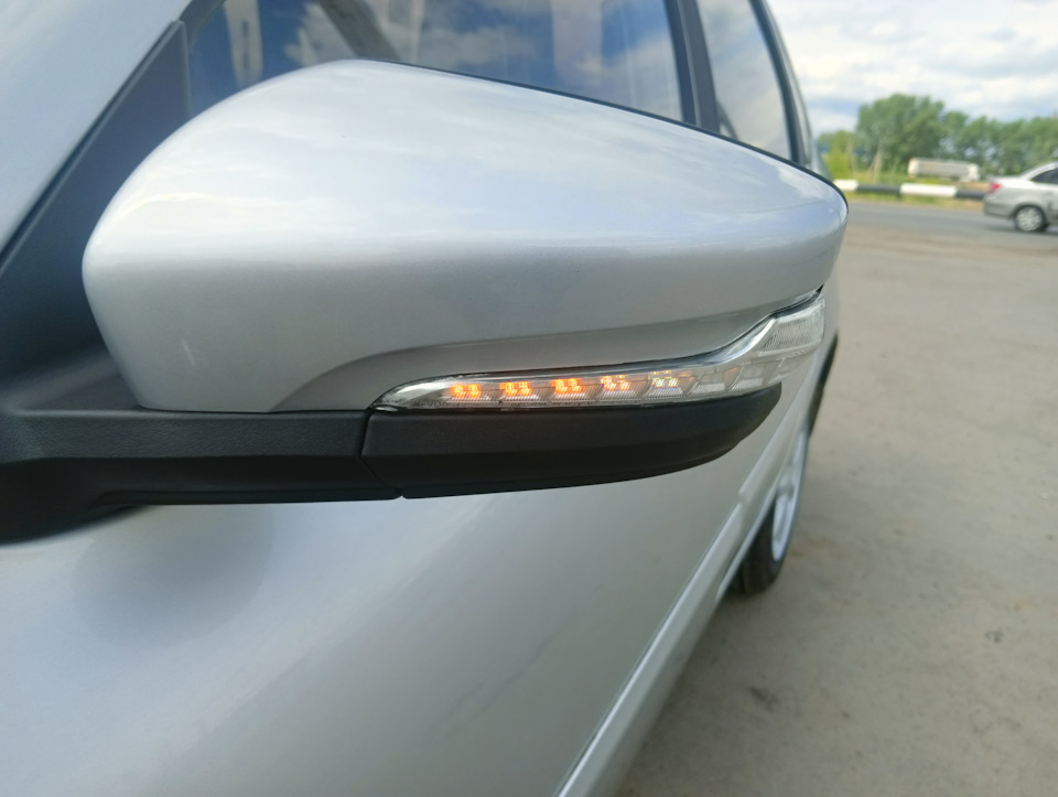 Зеркала с лексус повторителями и евроручки — Lada Гранта, 1,6 л, 2013 ...