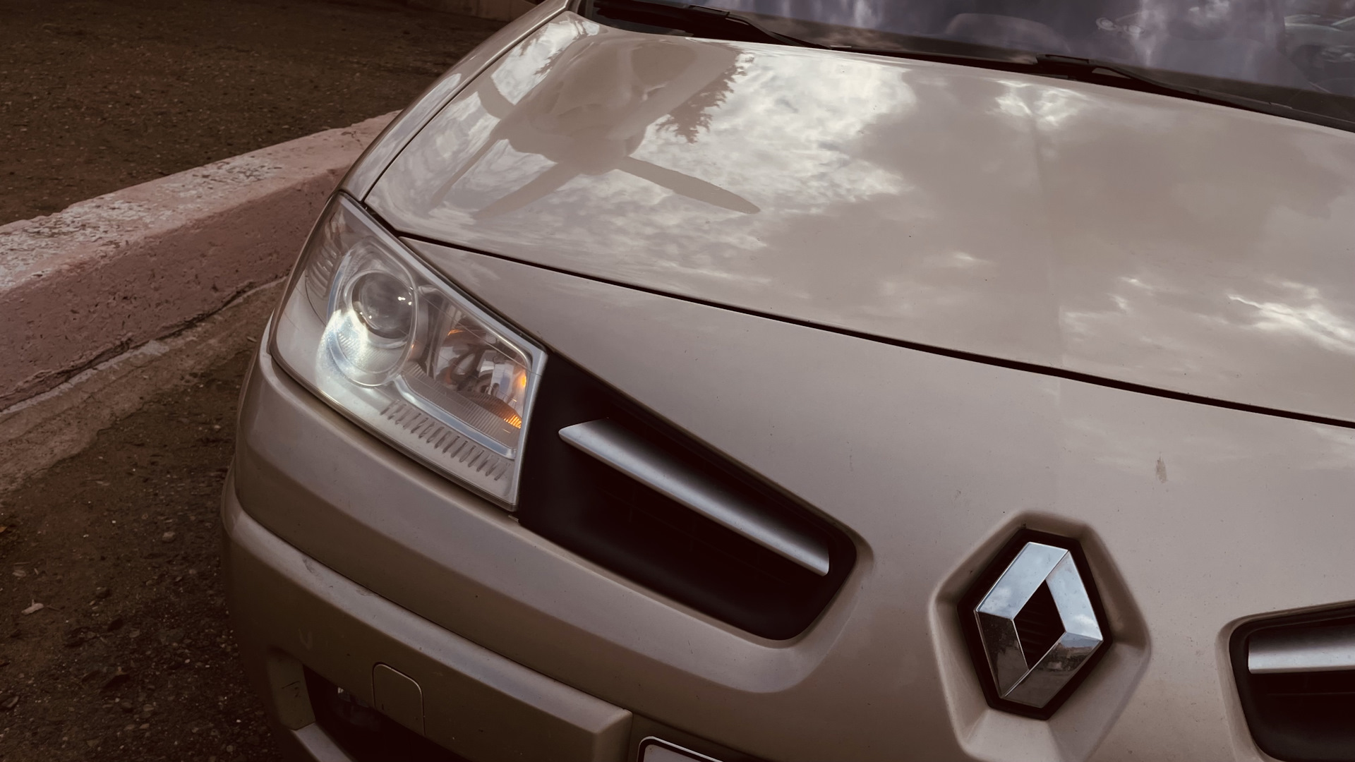 Renault Megane II 1.5 дизельный 2007 | 🇫🇷Beige Перец 🌶️ на DRIVE2